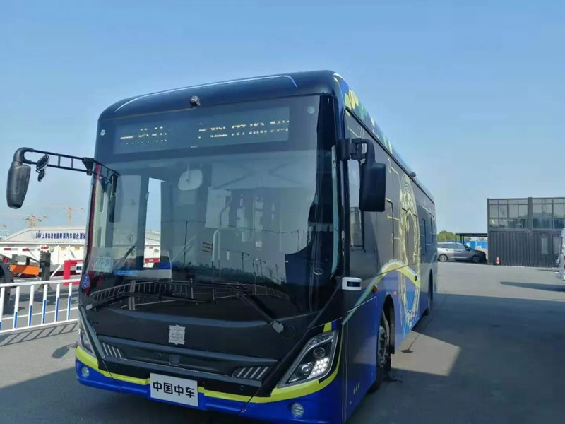 上海首張智能網(wǎng)聯(lián)商用車載人示范應(yīng)用牌照發(fā)啦！(圖1)